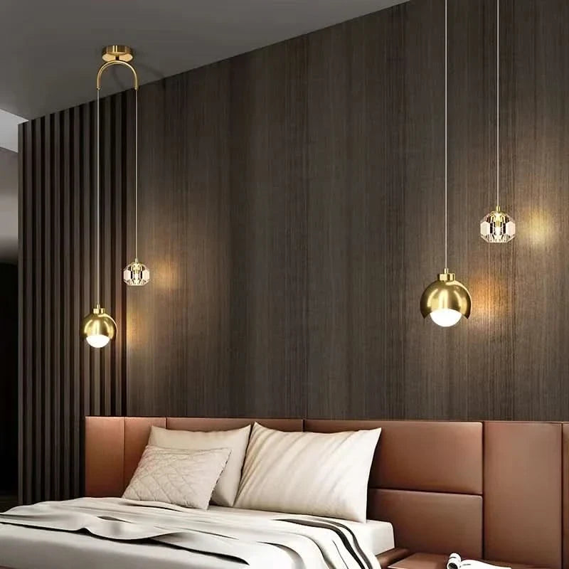 Suspension Ambiance Douce Clip Luminaire Doré Design Nordique – Élégance