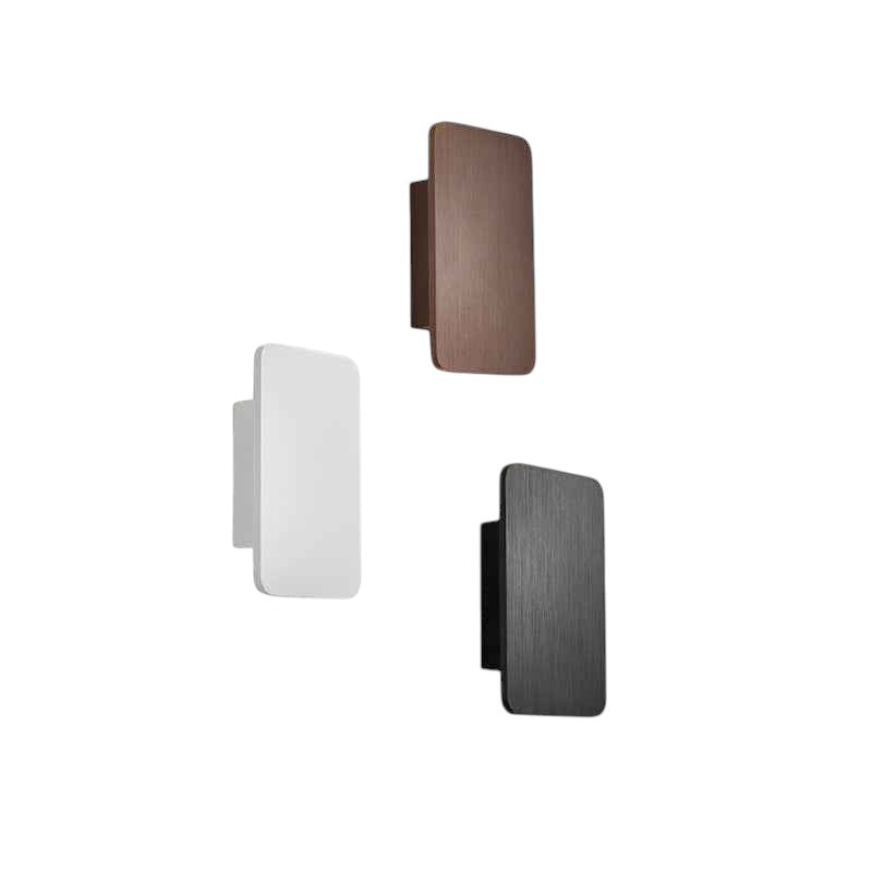 Appliques murales Dimoree carrées en métal disponibles en blanc, noir et café pour un éclairage moderne et élégant.