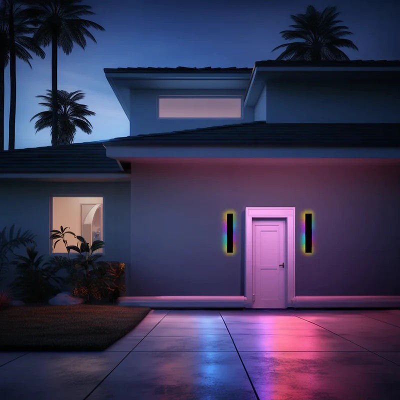 Applique murale extérieure Dimoree LED étanche au design minimaliste diffusant une lumière colorée sur une façade