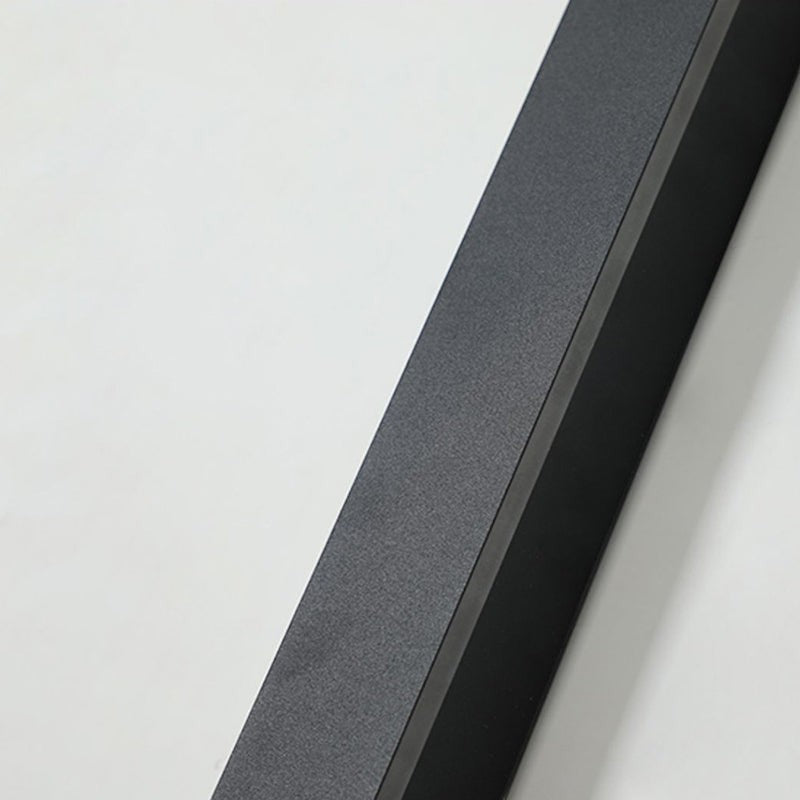 Applique murale extérieure Dimoree minimaliste en métal noir avec finition texturée