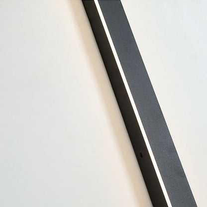Applique murale extérieure Dimoree minimaliste noire en métal avec éclairage LED linéaire pour terrasse