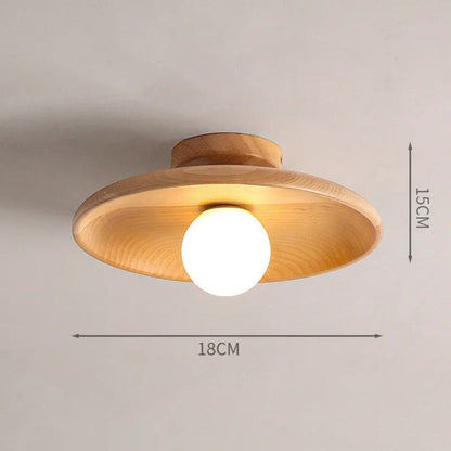 Plafonnier Dimoree en bois de chêne noisette avec diffuseur sphérique blanc, design moderne pour couloir