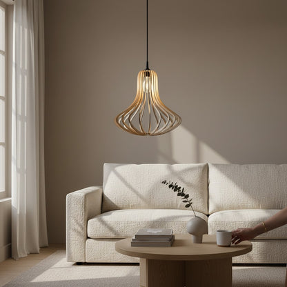 Dimoree suspension scandinave en bois clair avec abat-jour ajouré, idéale pour salon.