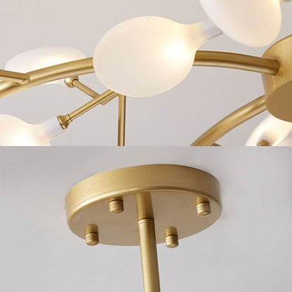 Suspension nordique élégante Dimoree en métal doré avec ampoules sphériques en verre diffusant une lumière chaude
