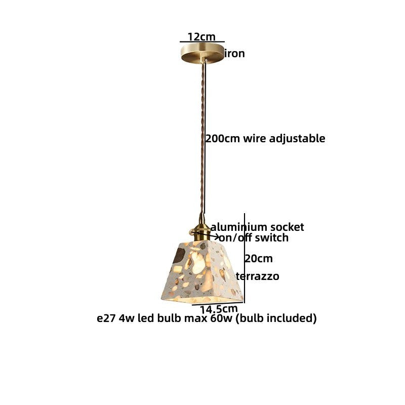 Suspension lumineuse Dimoree de style Wabi Sabi avec abat-jour en terrazzo et détails en bois et aluminium