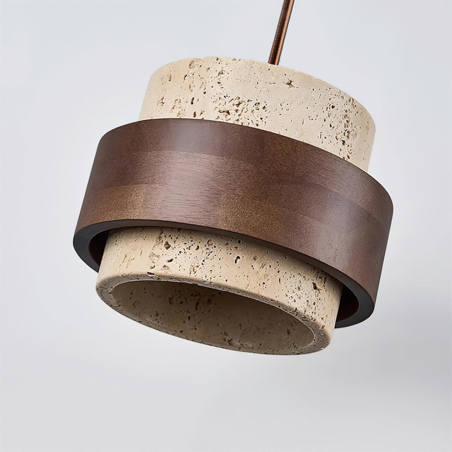 Suspension Dimoree en travertin beige cylindrique avec un cerclage décoratif en bois de noyer sombre