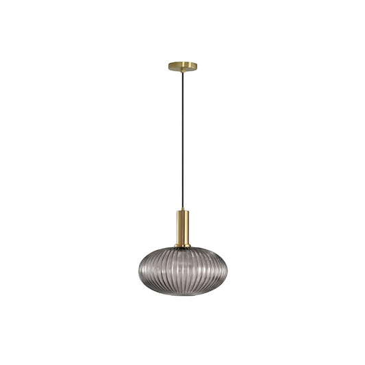 Suspension Dimoree en verre fumé nervuré avec structure en métal doré brossé pour un éclairage intérieur élégant.
