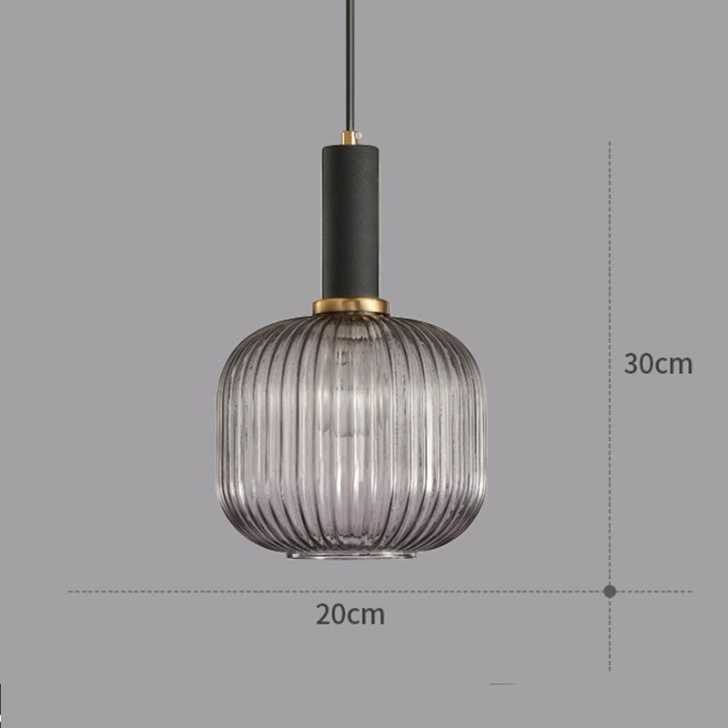 Suspension lumineuse Dimoree en verre fumé nervuré avec structure noire et détails dorés pour intérieur moderne
