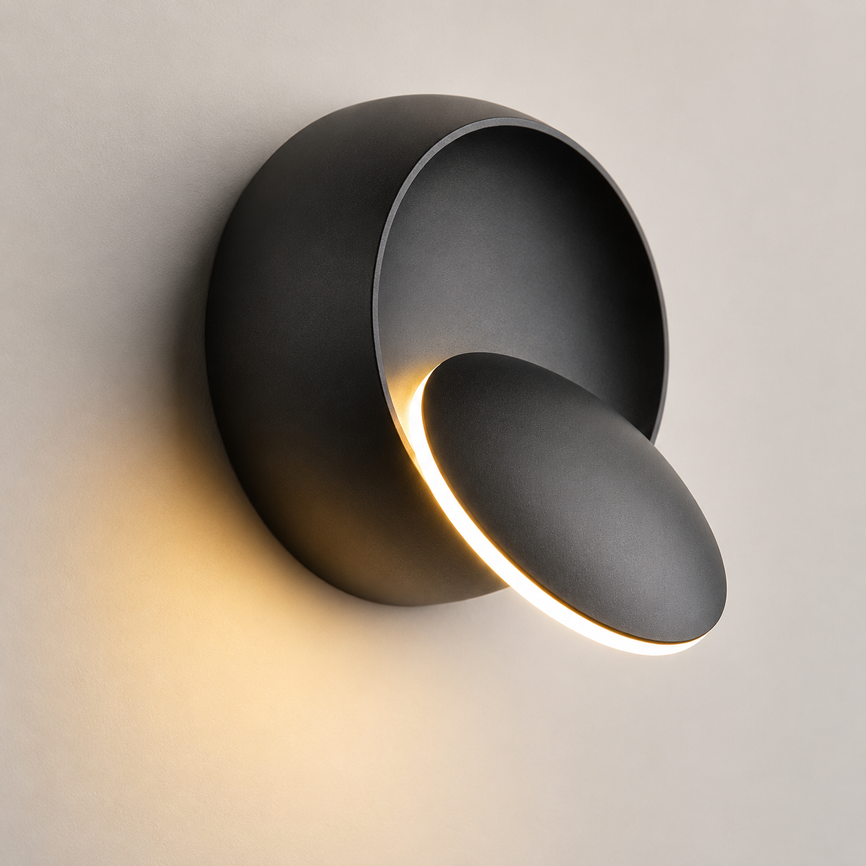 Lampe Murale Contemporaine Corps Métallique Orientable à 350° – Eclipse