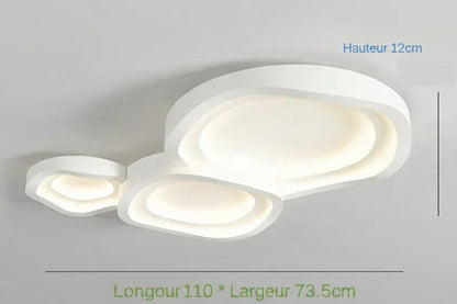 Plafonnier design minimaliste blanc pour salon